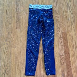 Girls Nike pro tights